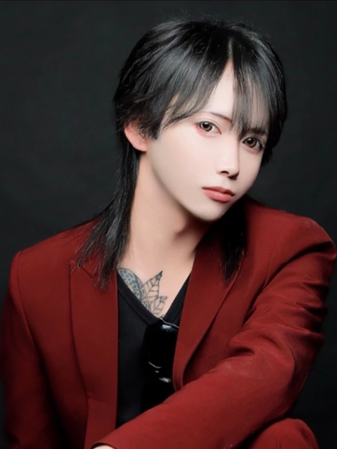 華王　澪也