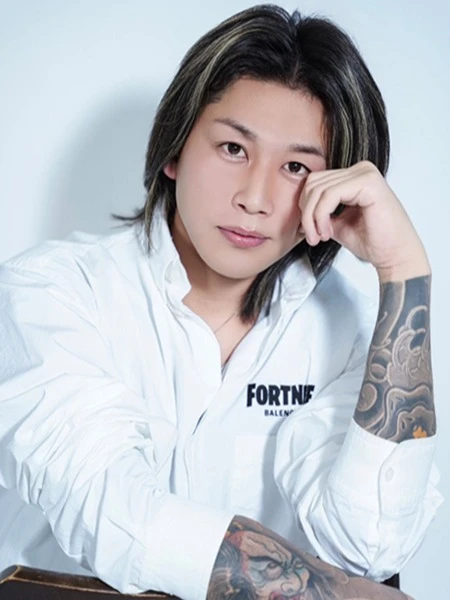 知念 勝太