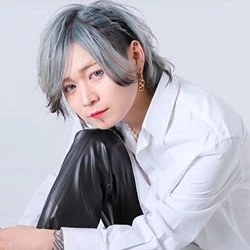 みずきなぎさ