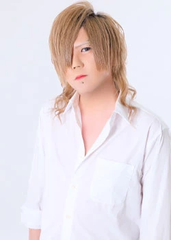 紅音澪緒
