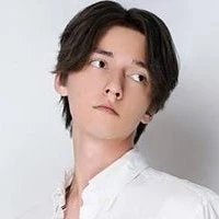 星鷲 嵐