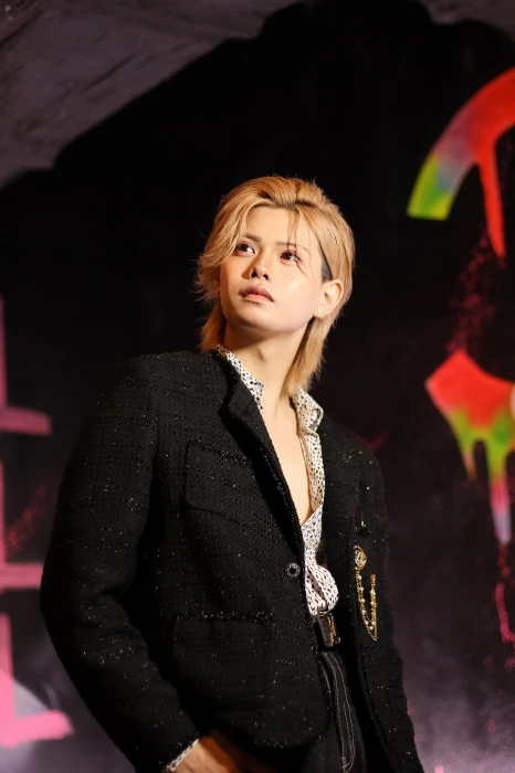 キャストカバー画像3