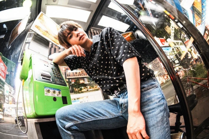 キャストカバー画像1