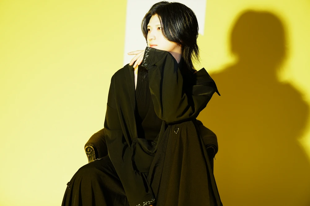 キャストカバー画像1