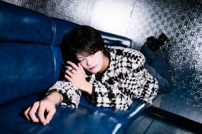 キャストカバー画像1