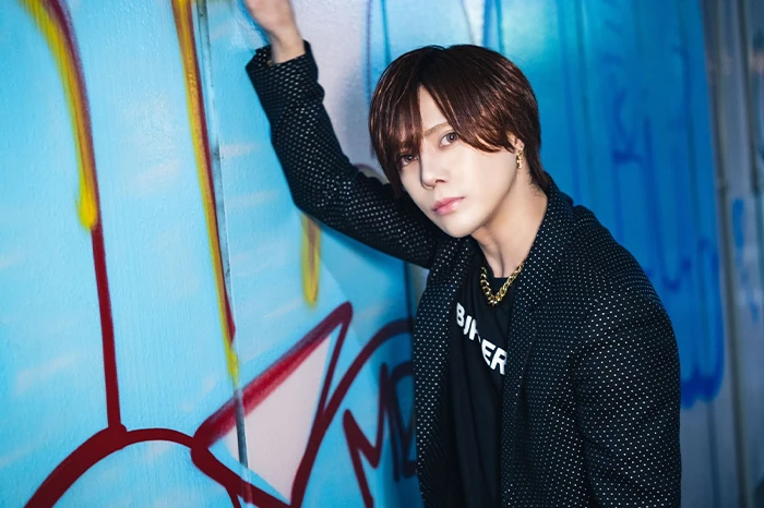 キャストカバー画像2