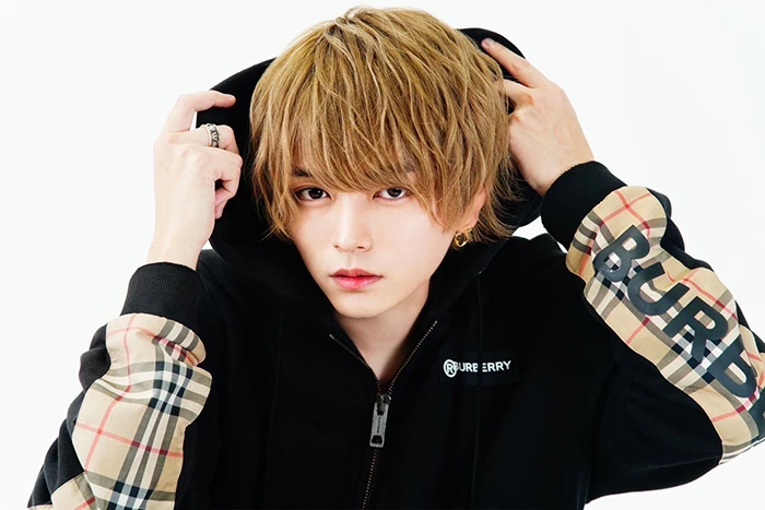 キャストカバー画像2