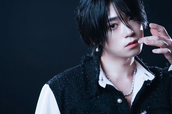 キャストカバー画像1