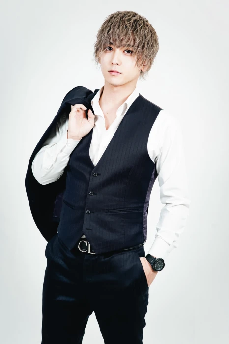 キャストカバー画像3