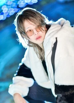 月