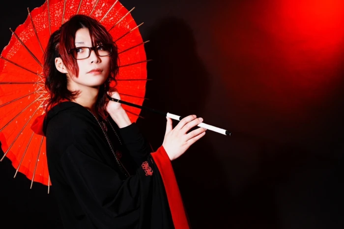 キャストカバー画像1