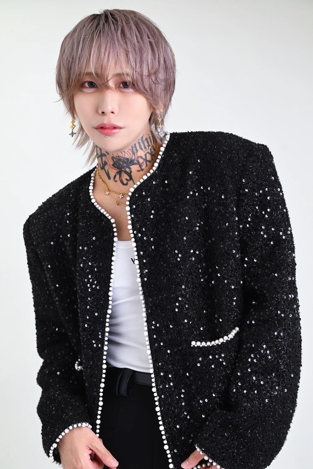 キャストカバー画像3