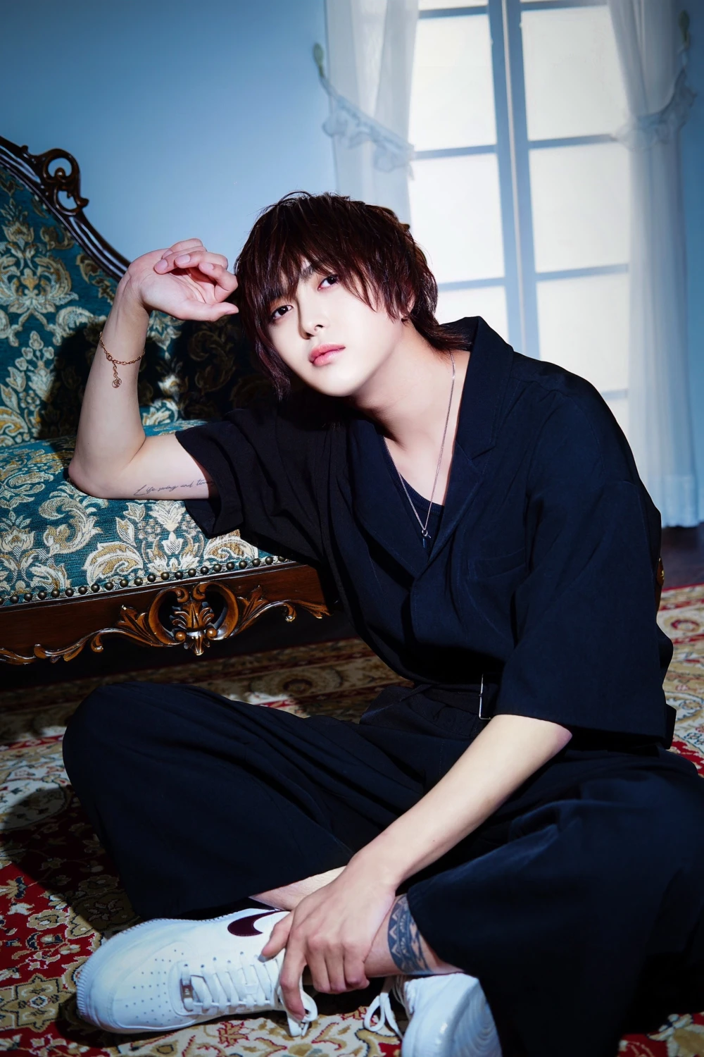 キャストカバー画像1