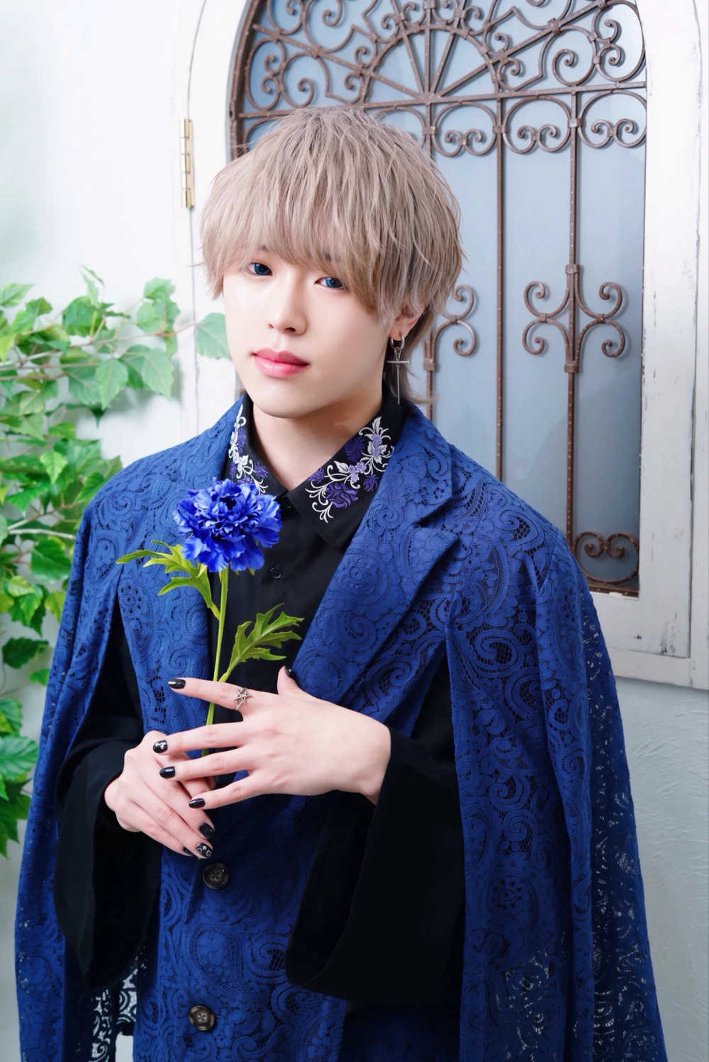 小鳥遊 恋