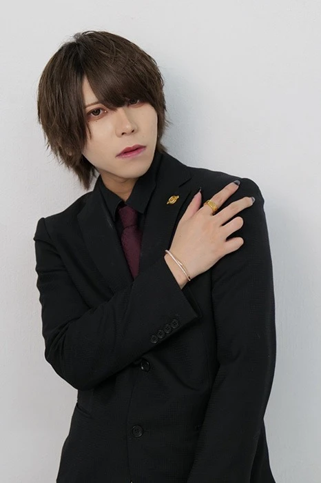 キャストカバー画像1