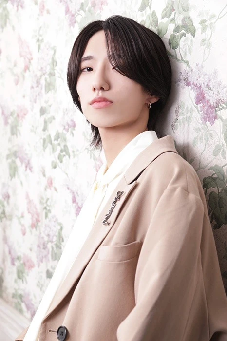 キャストカバー画像2