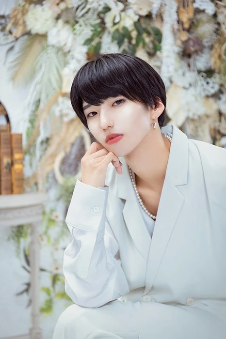 キャストカバー画像3