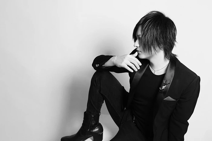 キャストカバー画像2