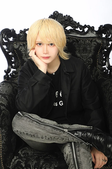 キャストカバー画像1