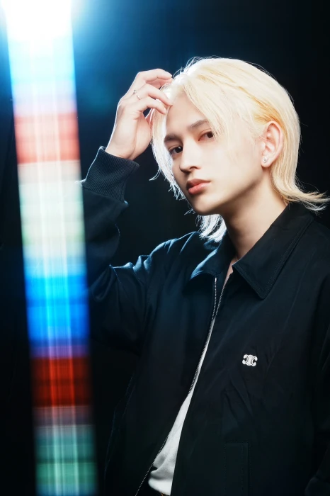 キャストカバー画像2