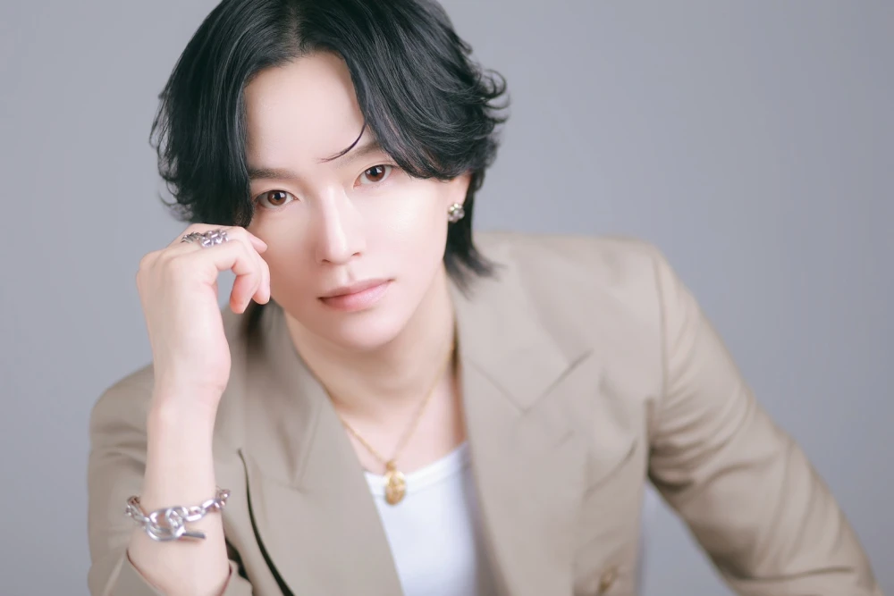 TAKERU