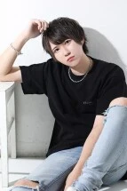 キャストカバー画像1